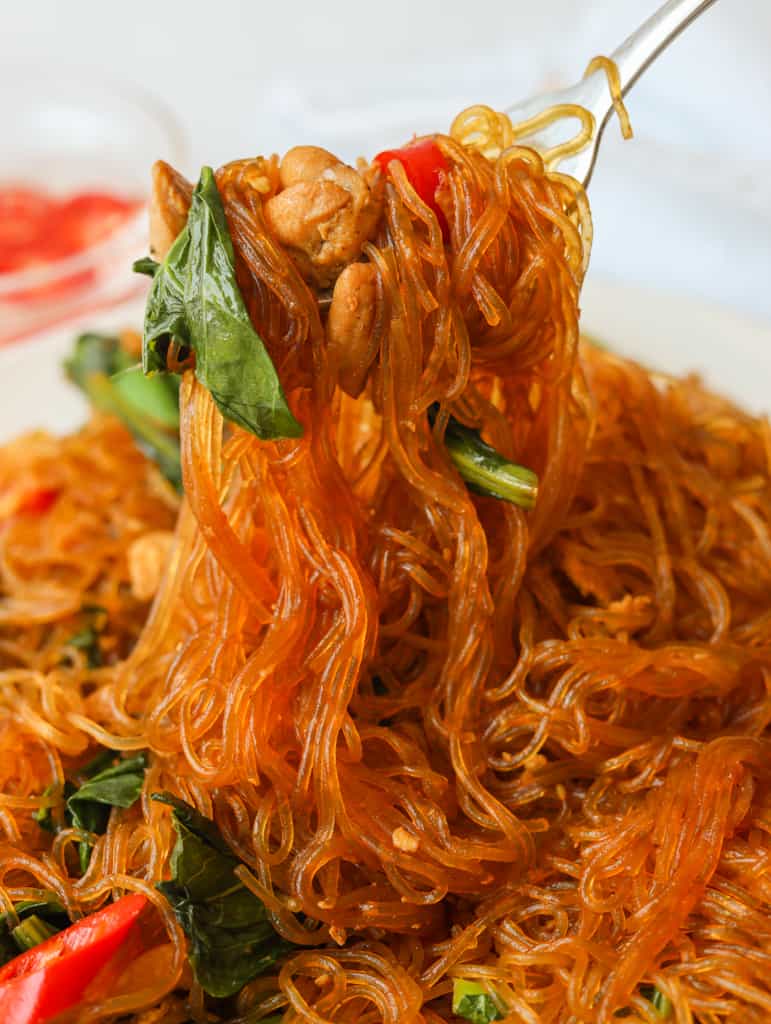 Pad Woonsen z kurczakiem – obłęd w podniebienu